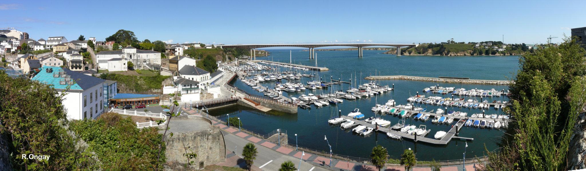 Puerto Deportivo y Puente de los Santos.